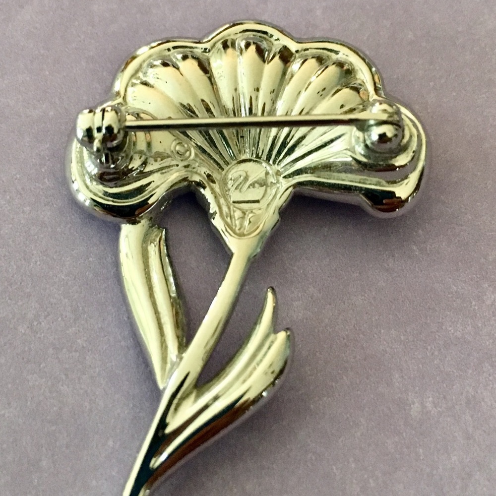 Authentic Swarovski Crystal Pin - Picture 5 of 7